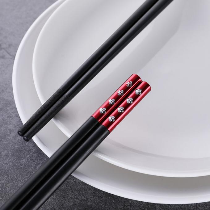 Reusable Personalized Black Plum Drill Alloy Chopsticks Plastic SGS Certification 3